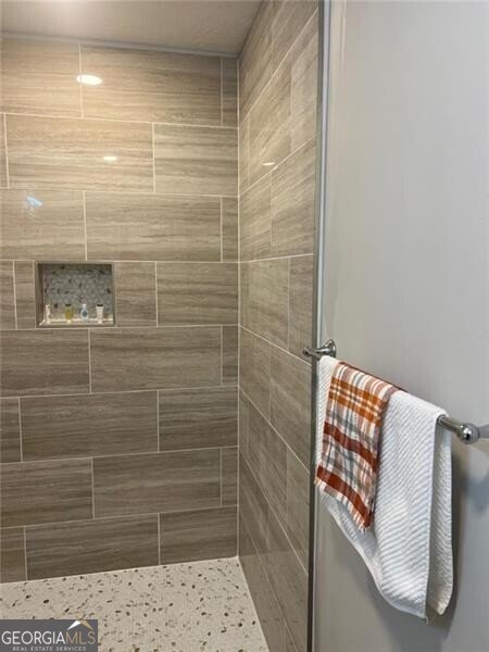 1055 Pinecrest Drive Forest Park - 12