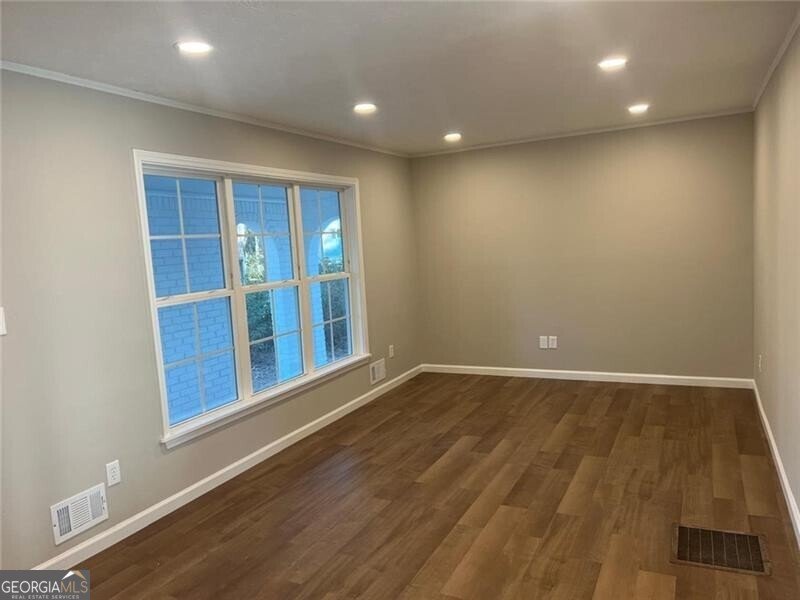 1055 Pinecrest Drive Forest Park - 20