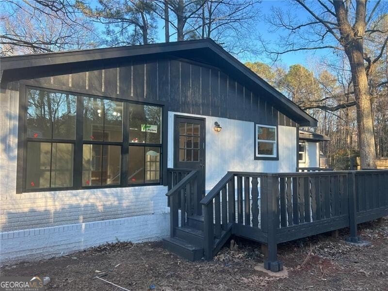 1055 Pinecrest Drive Forest Park - 25