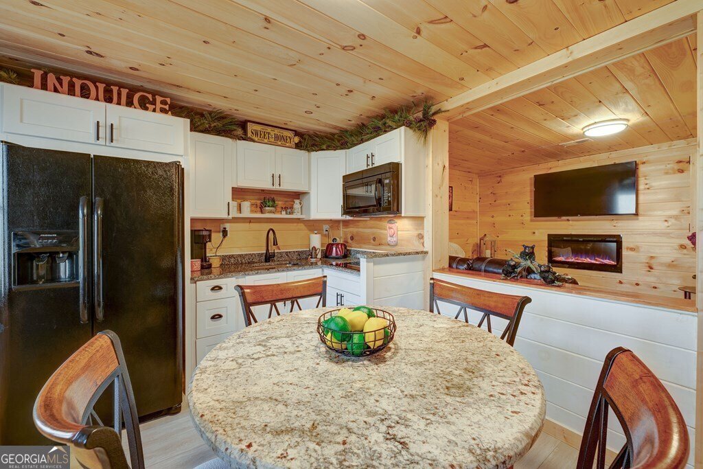 196 Mossy Rock Lane Ellijay - 32