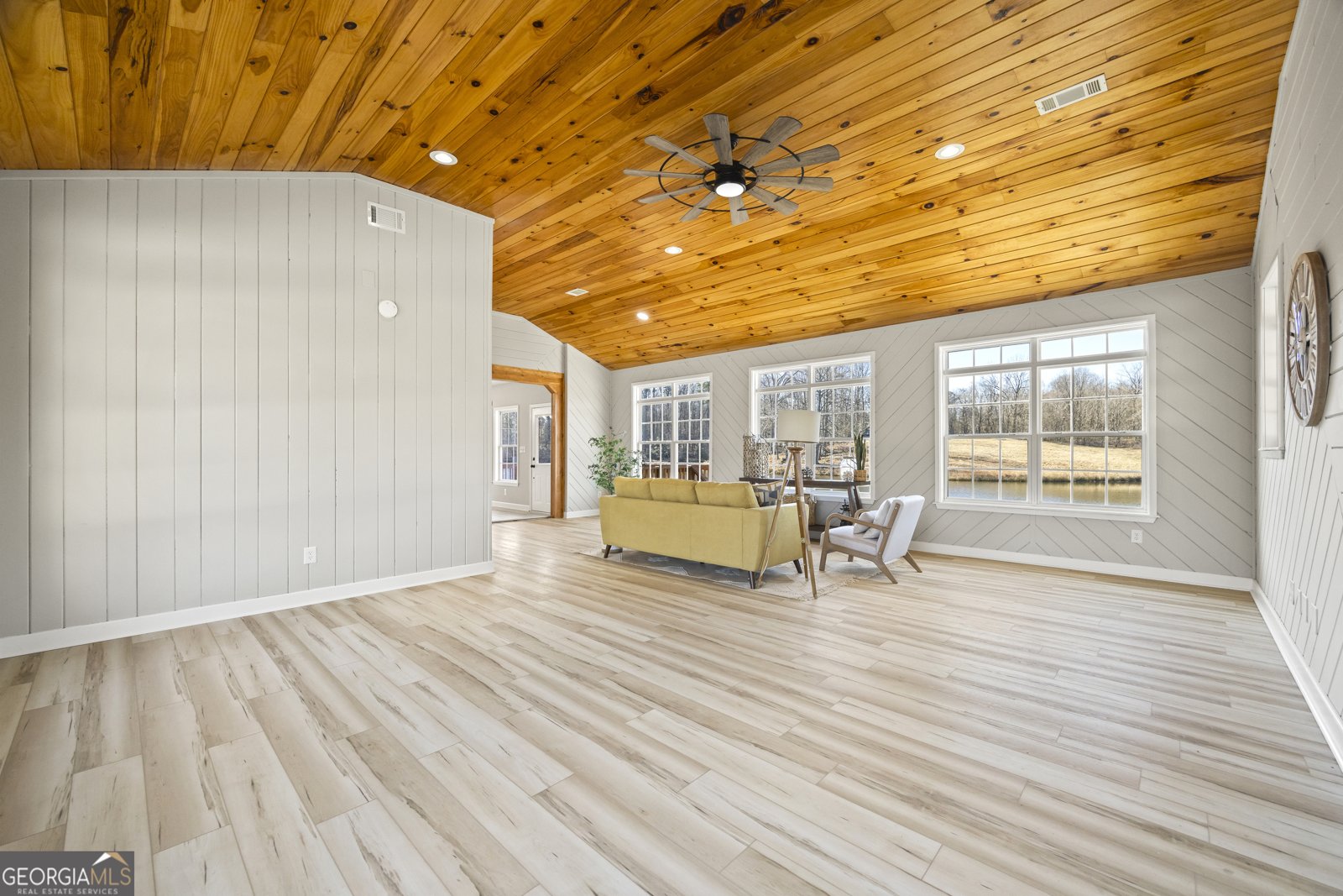 2894 Chase Road Cornelia - 2