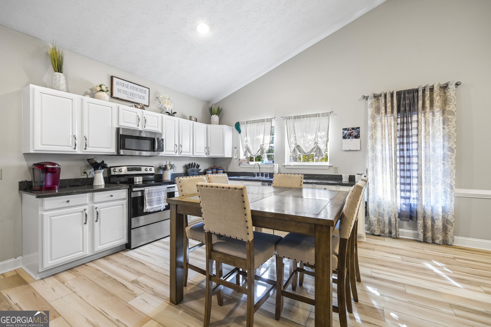 2894 Chase Road Cornelia - 68