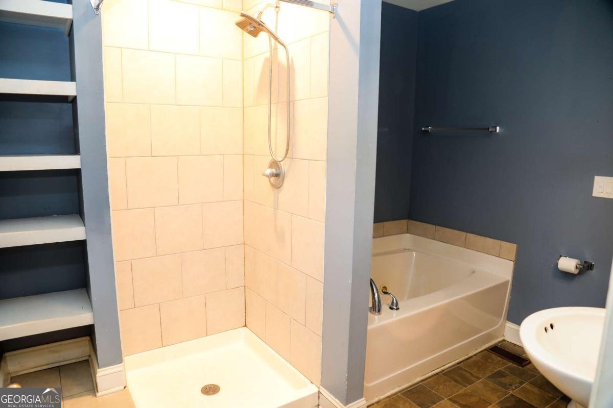 1398 Hancock Avenue Athens - 16