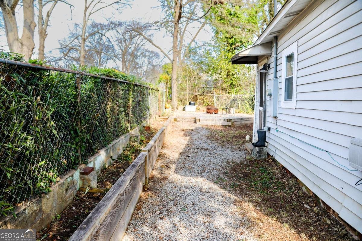 1398 Hancock Avenue Athens - 21