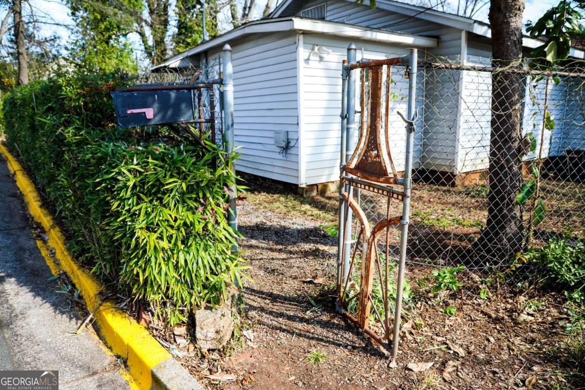 1398 Hancock Avenue Athens - 26