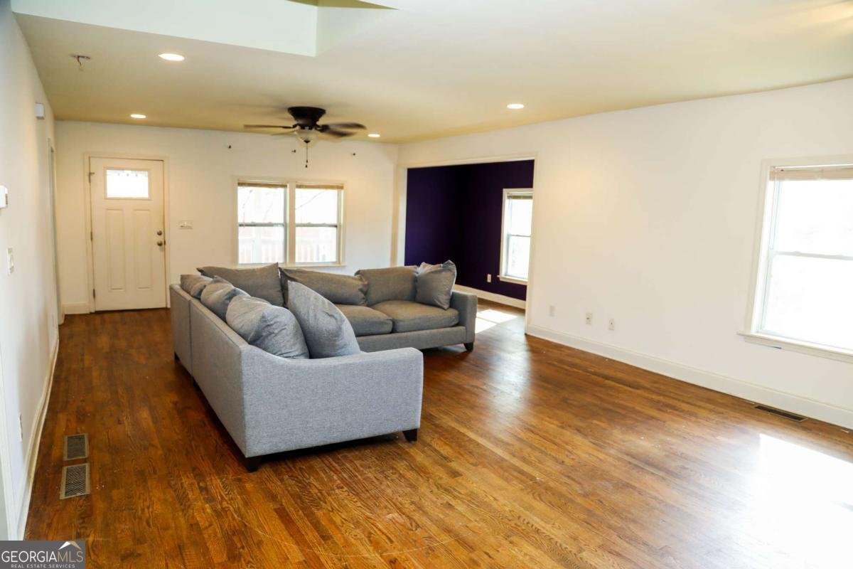 1398 Hancock Avenue Athens - 3