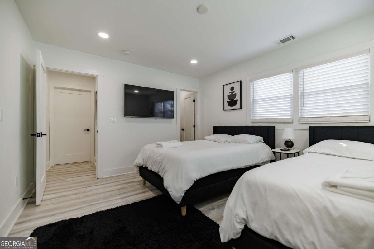 330 Macon Avenue Athens - 16