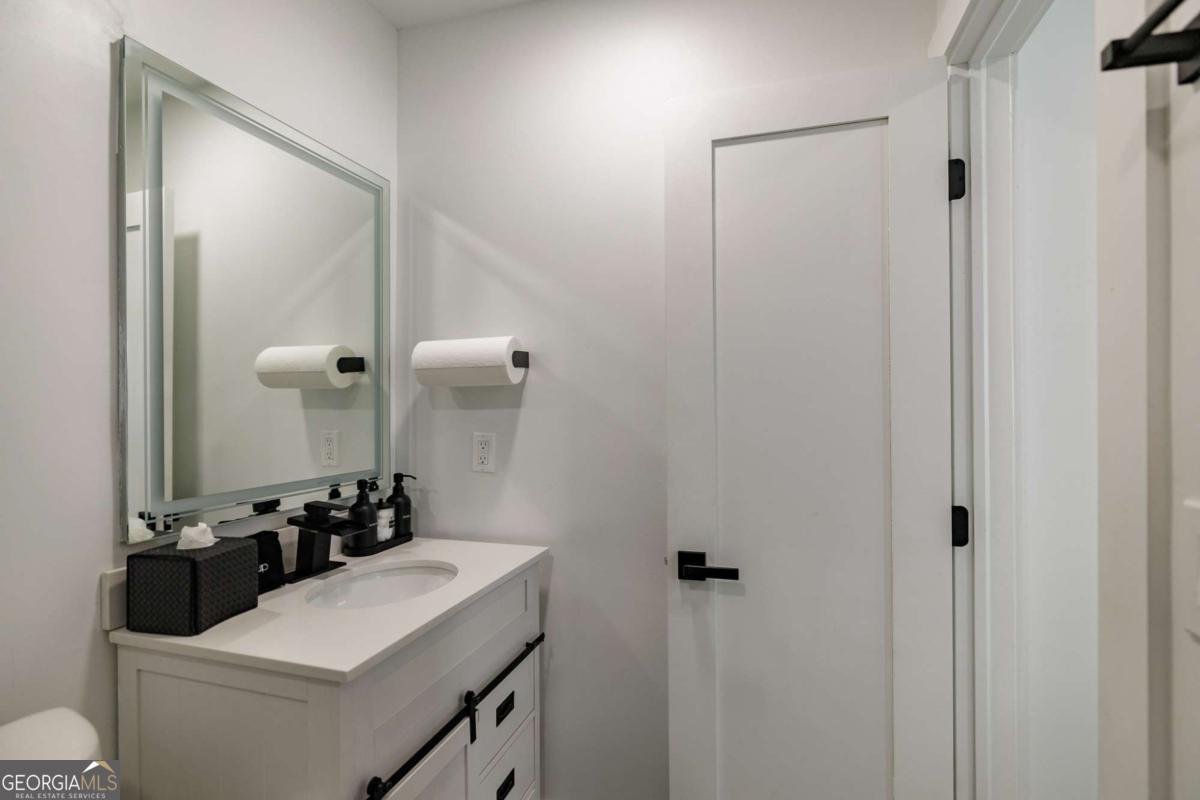 330 Macon Avenue Athens - 18