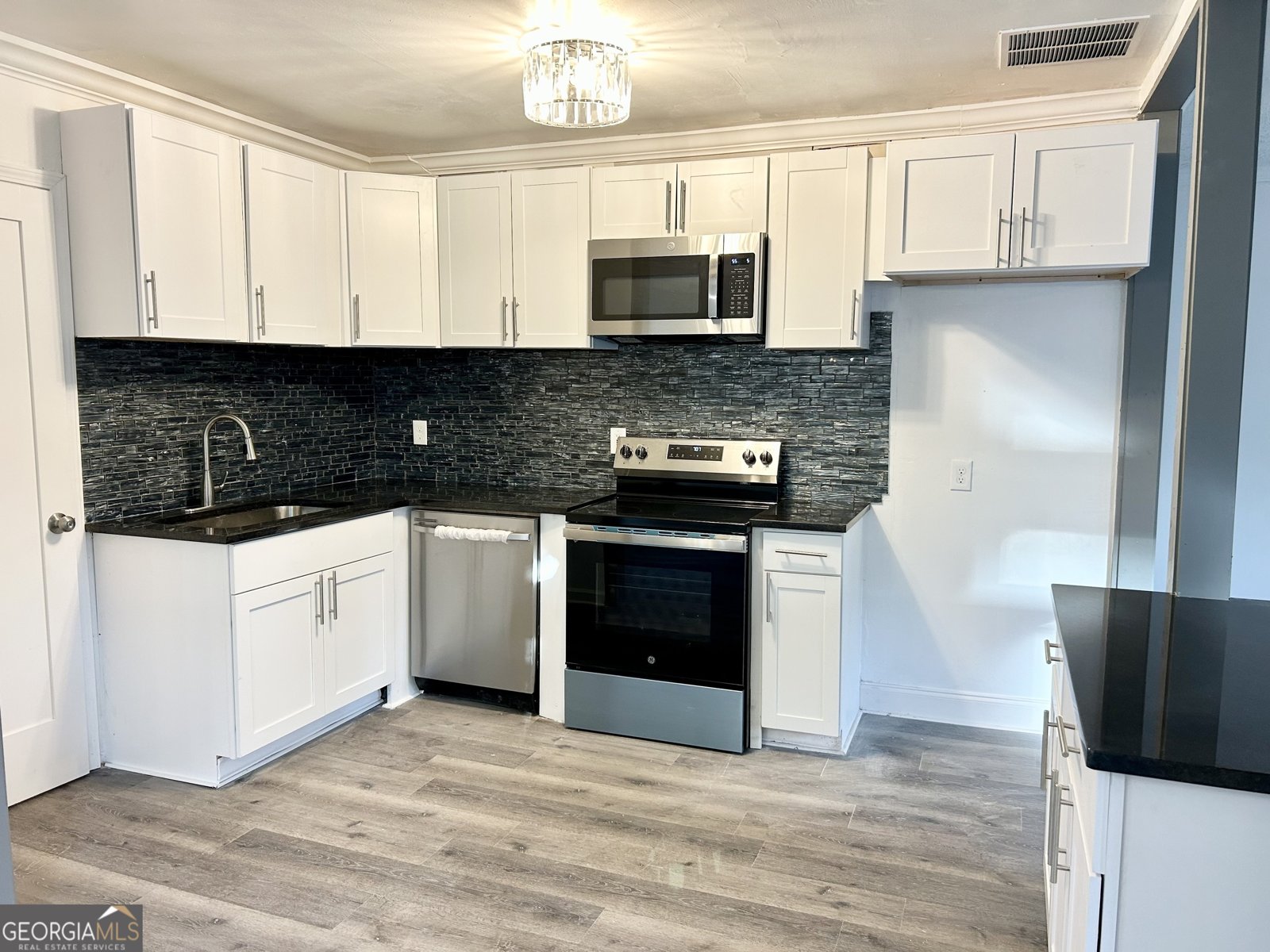 2495 GLENDALE Circle Smyrna - 6