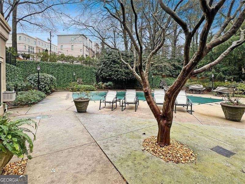 2865 Lenox Road Atlanta - 28