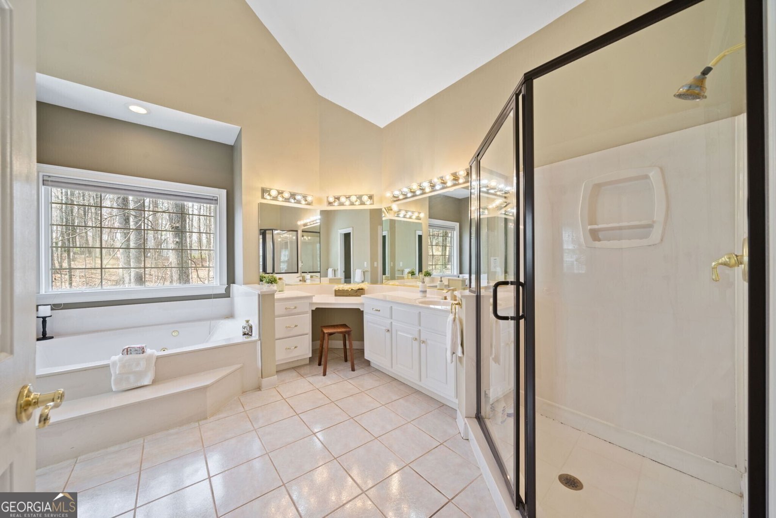 210 Lawn Market Sharpsburg - 26