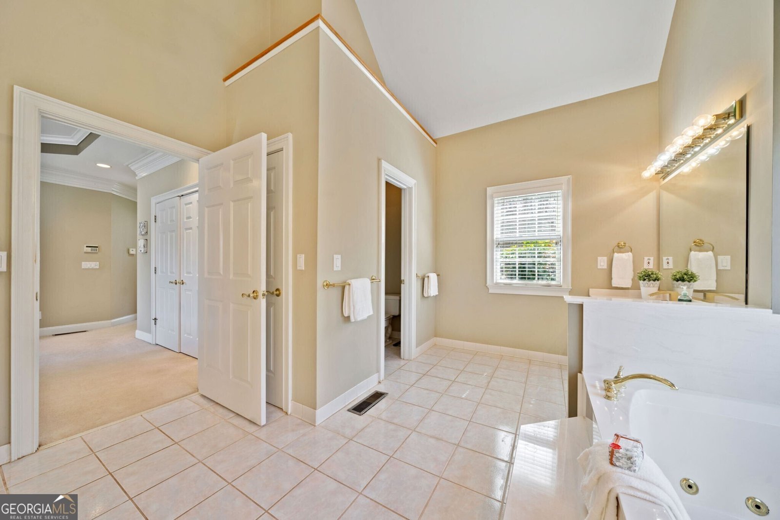 210 Lawn Market Sharpsburg - 27