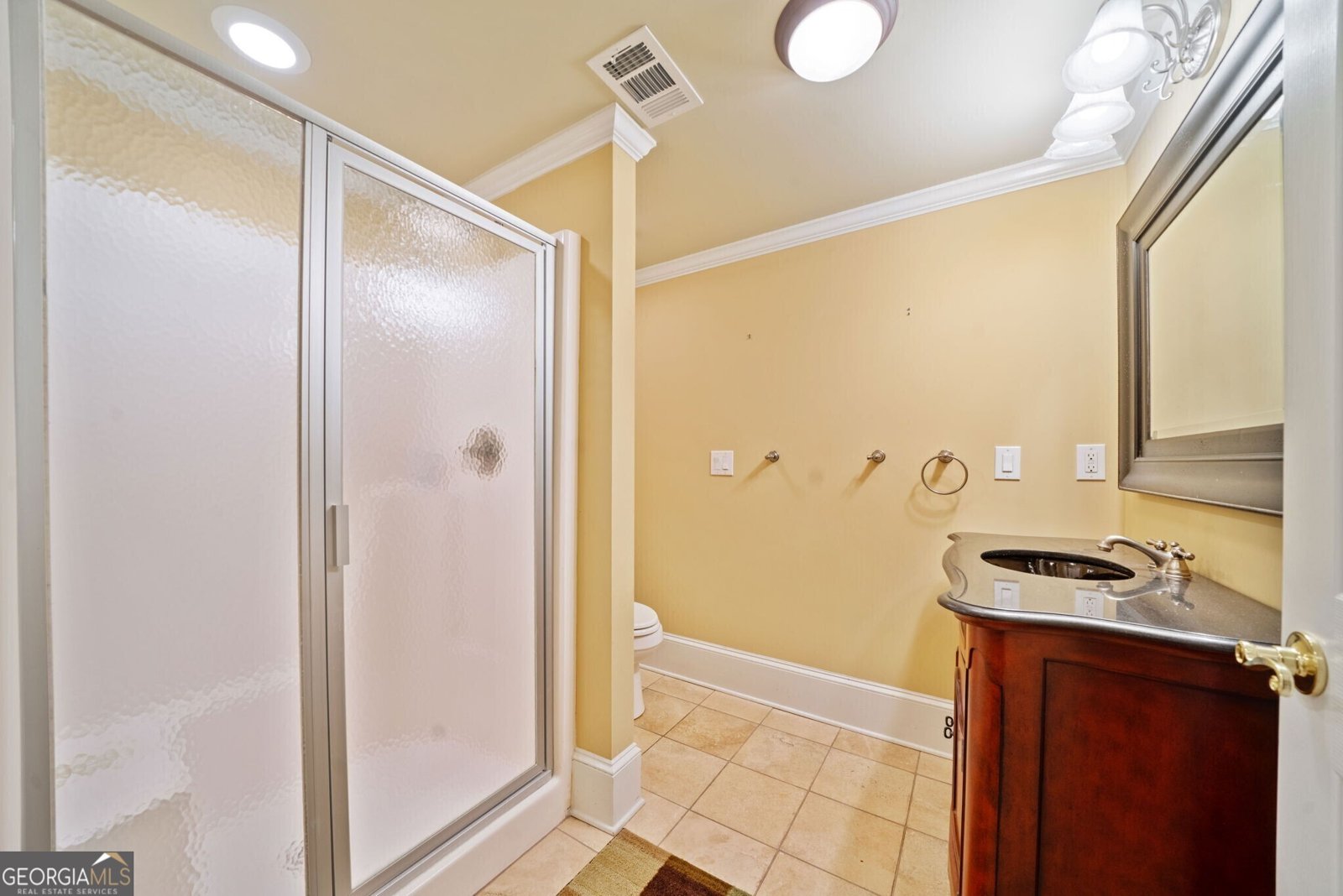 210 Lawn Market Sharpsburg - 44