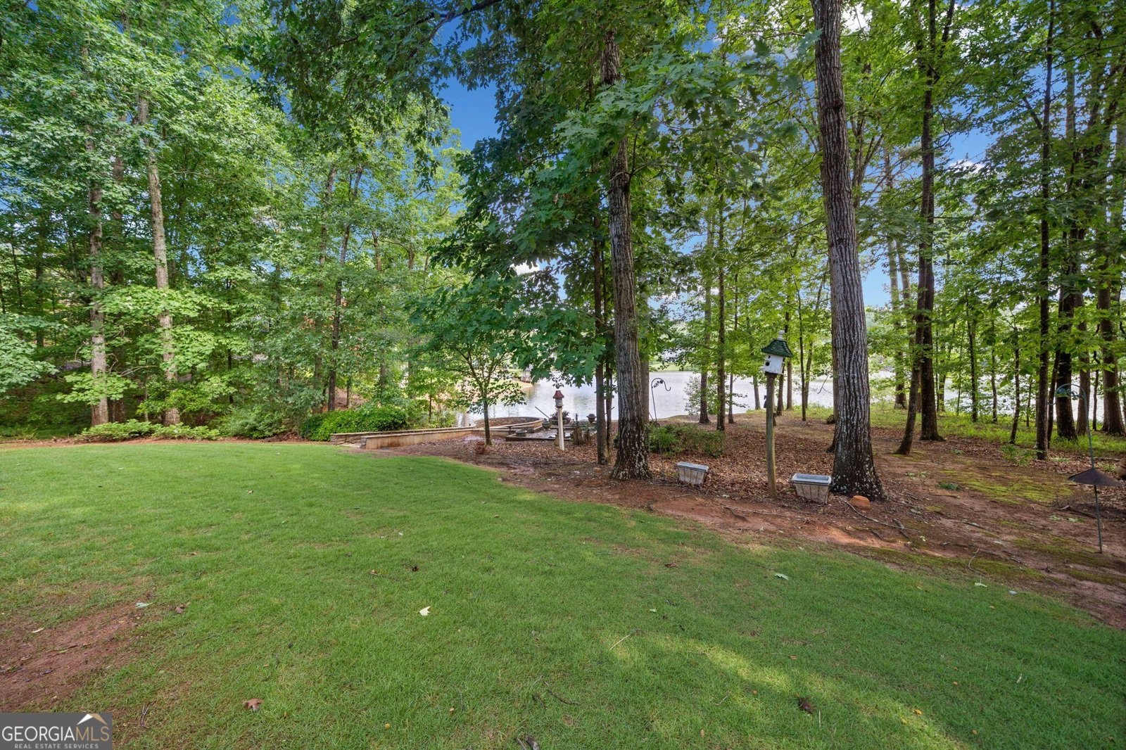 210 Lawn Market Sharpsburg - 57