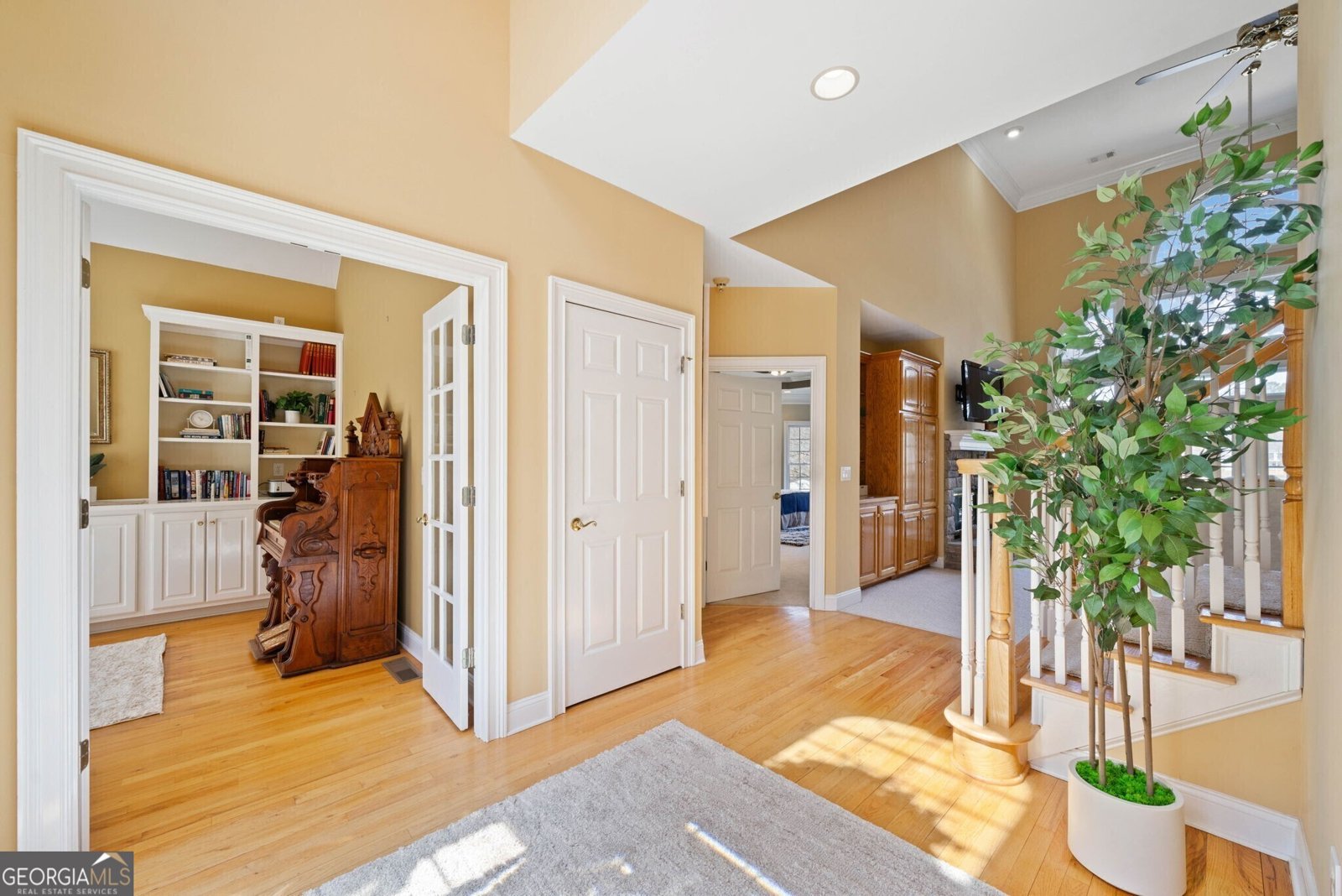 210 Lawn Market Sharpsburg - 8