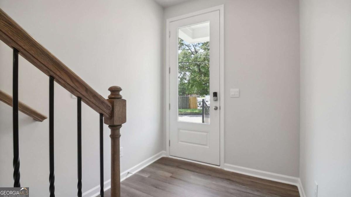 204 College Circle Hapeville - 18