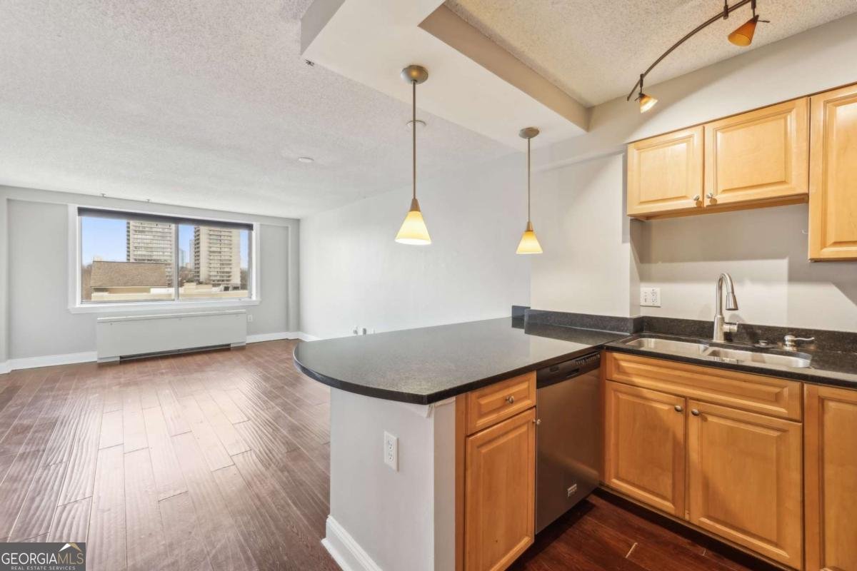 2479 Peachtree Road Atlanta - 4