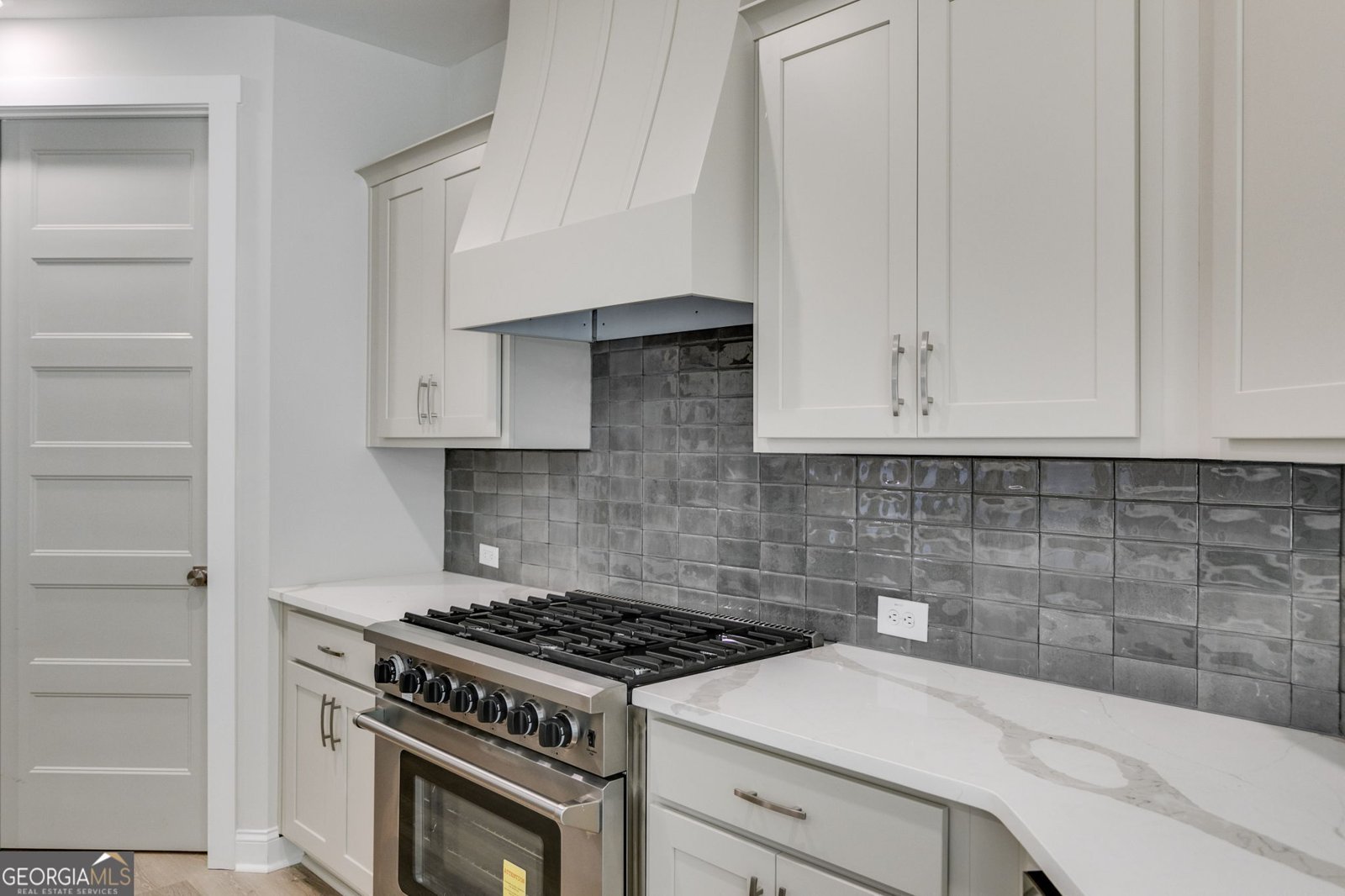 662 Lake Circle Road Buchanan - 24