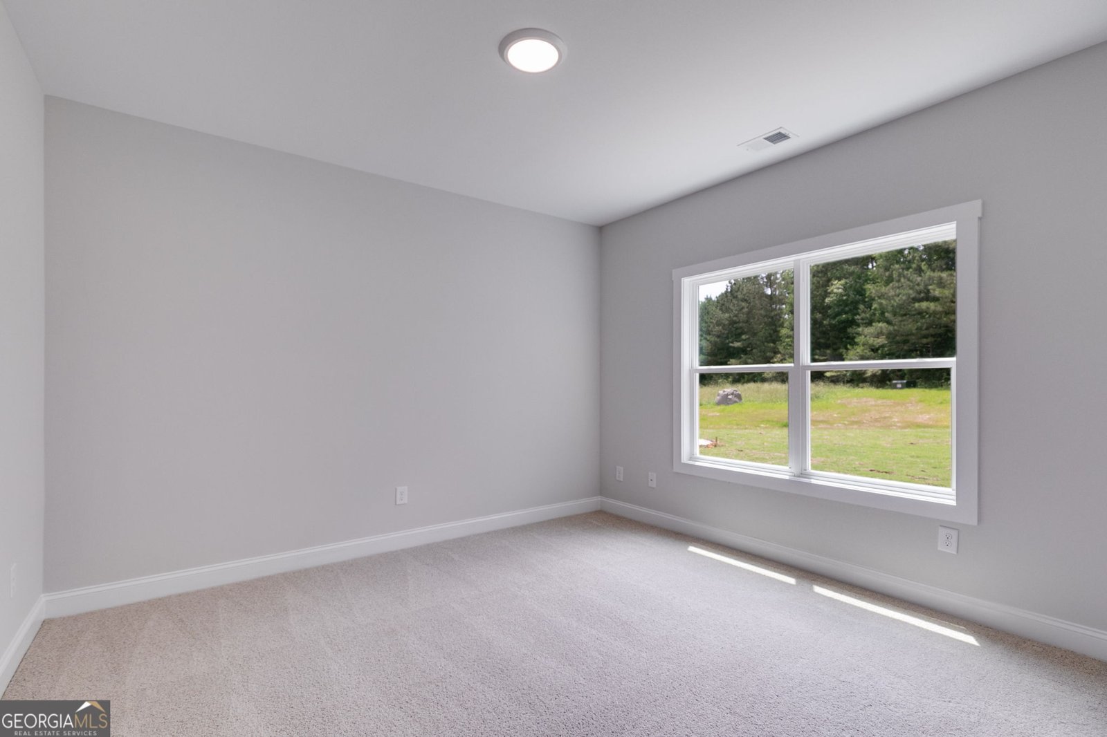 662 Lake Circle Road Buchanan - 31