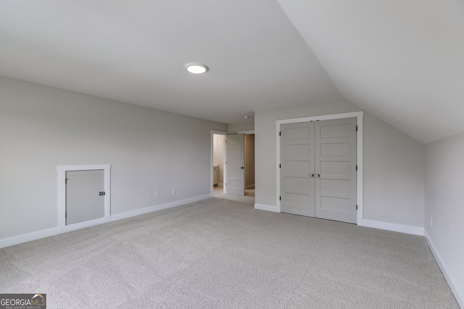662 Lake Circle Road Buchanan - 38