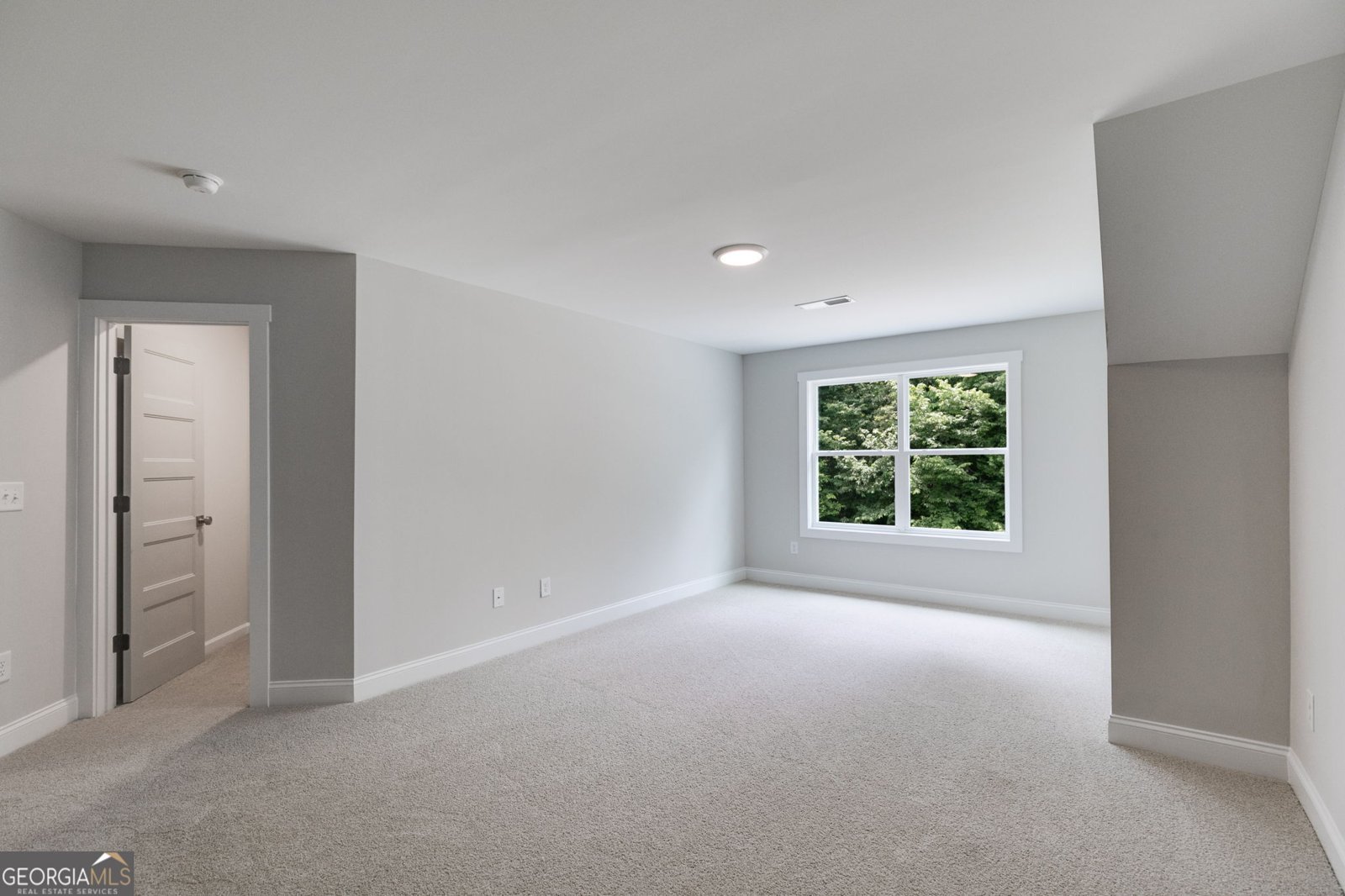 662 Lake Circle Road Buchanan - 41