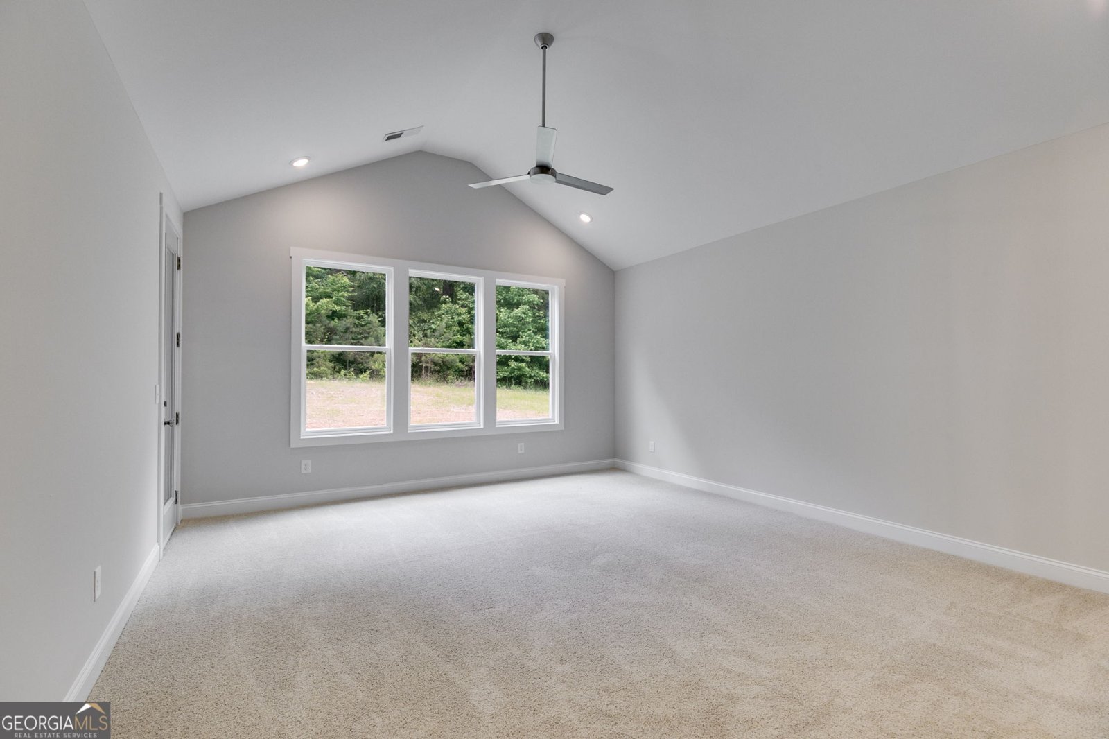 662 Lake Circle Road Buchanan - 46