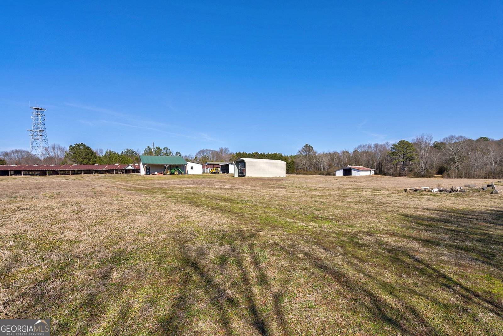 20 Highway 211 Statham - 12