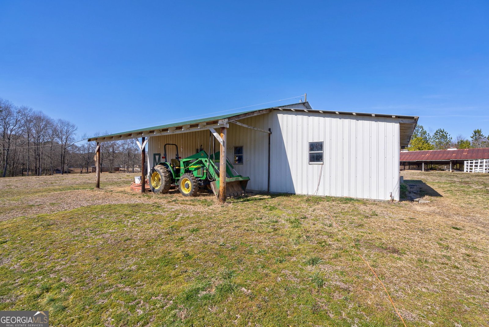 20 Highway 211 Statham - 14