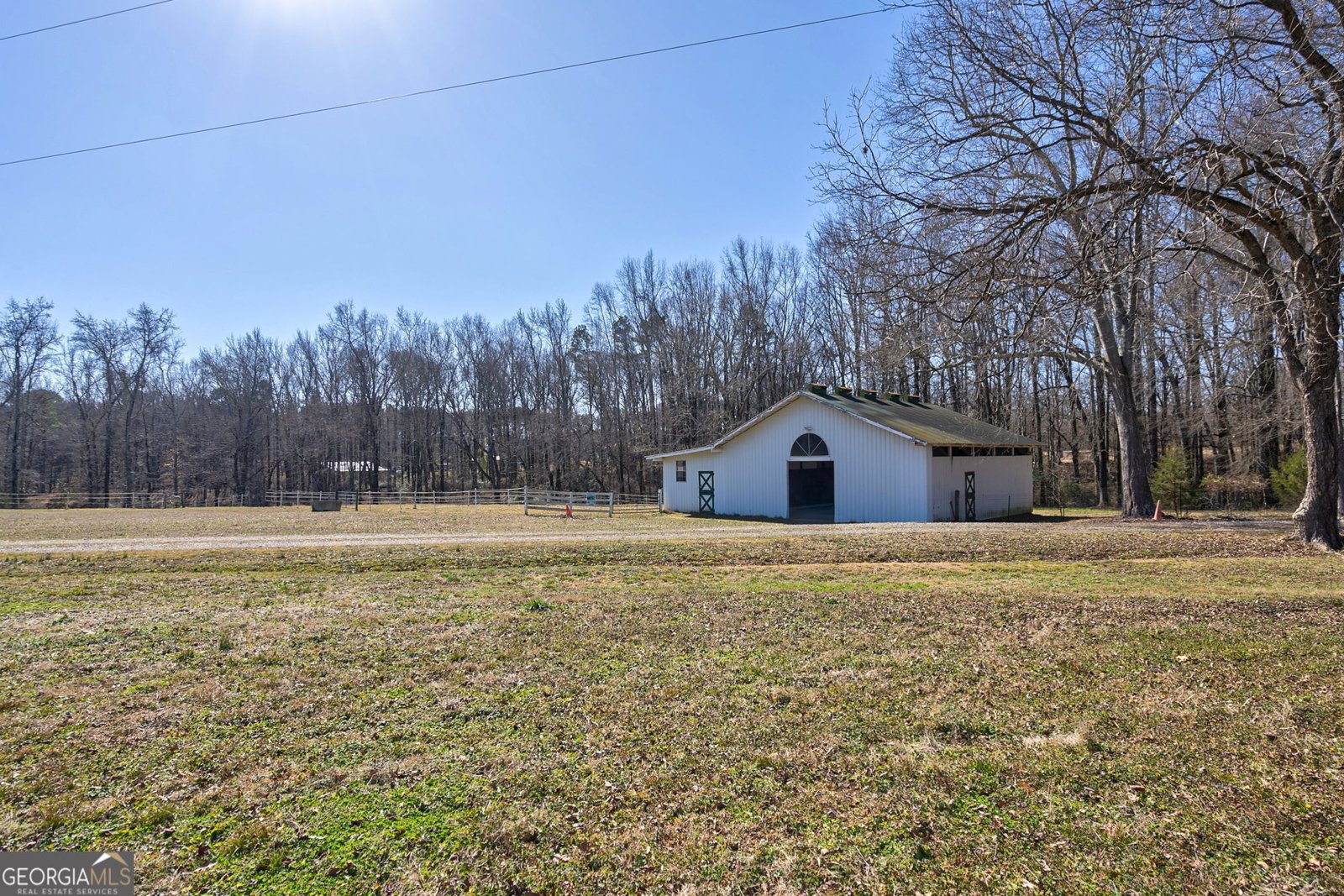 20 Highway 211 Statham - 18