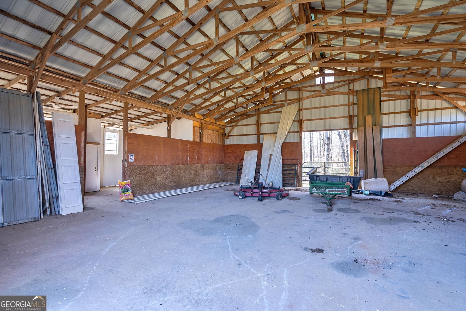 20 Highway 211 Statham - 20