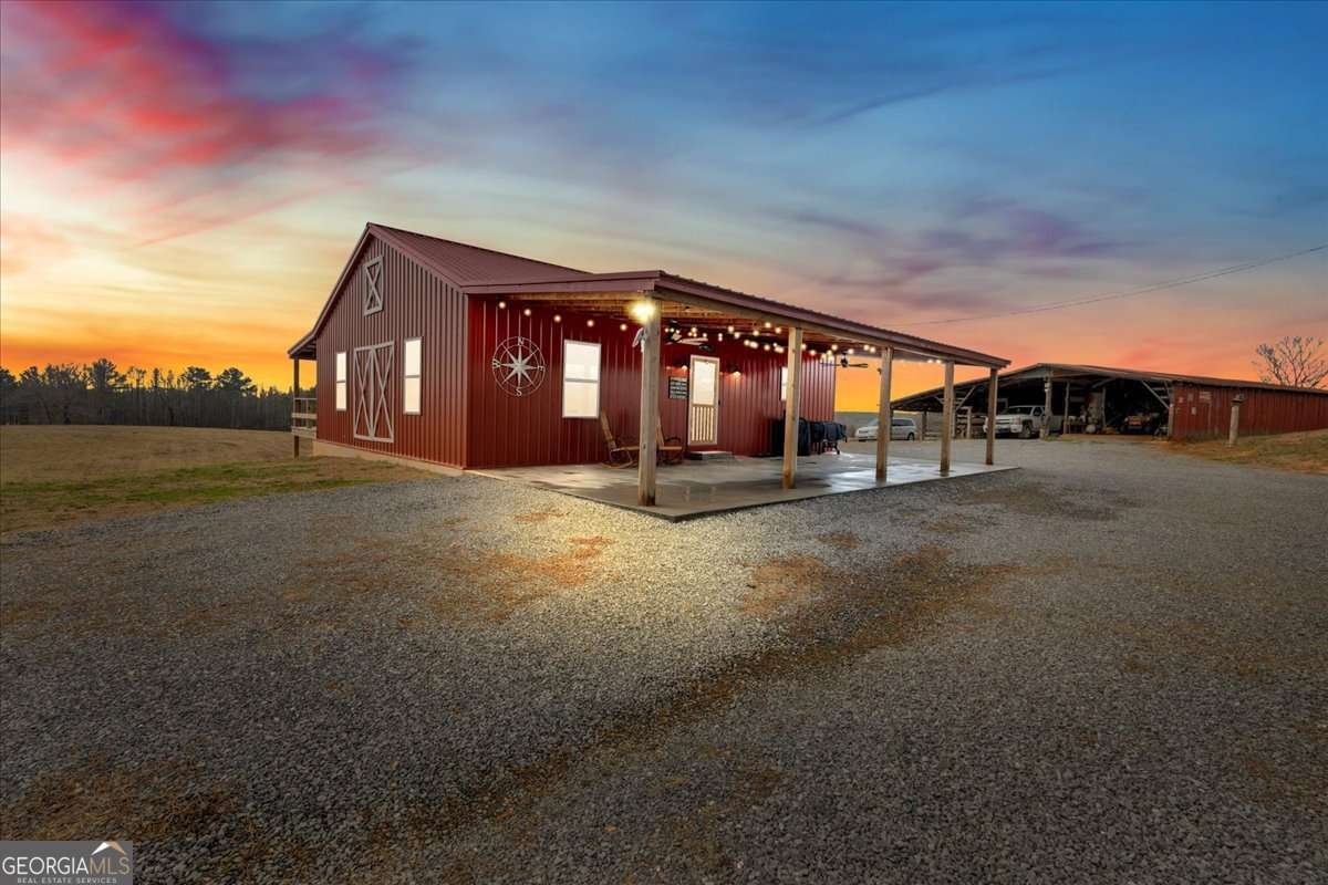765 Addison Road Buchanan - 1