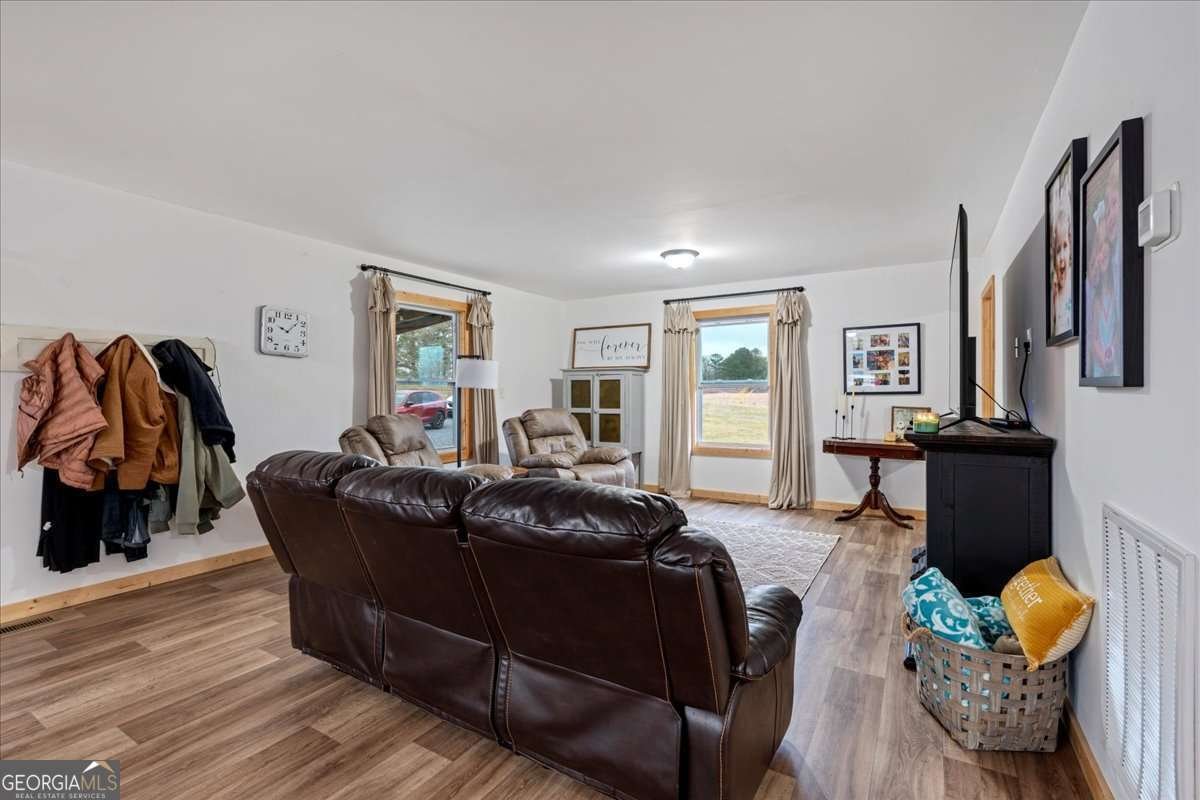 765 Addison Road Buchanan - 7