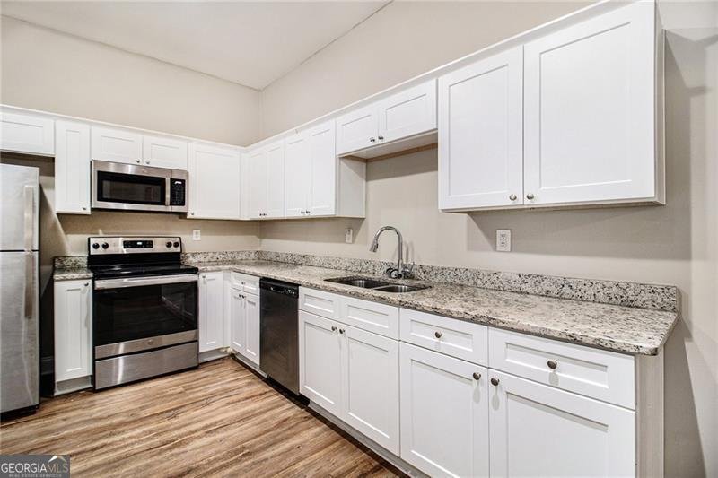 118 STRICKLAND Street Fairburn - 23