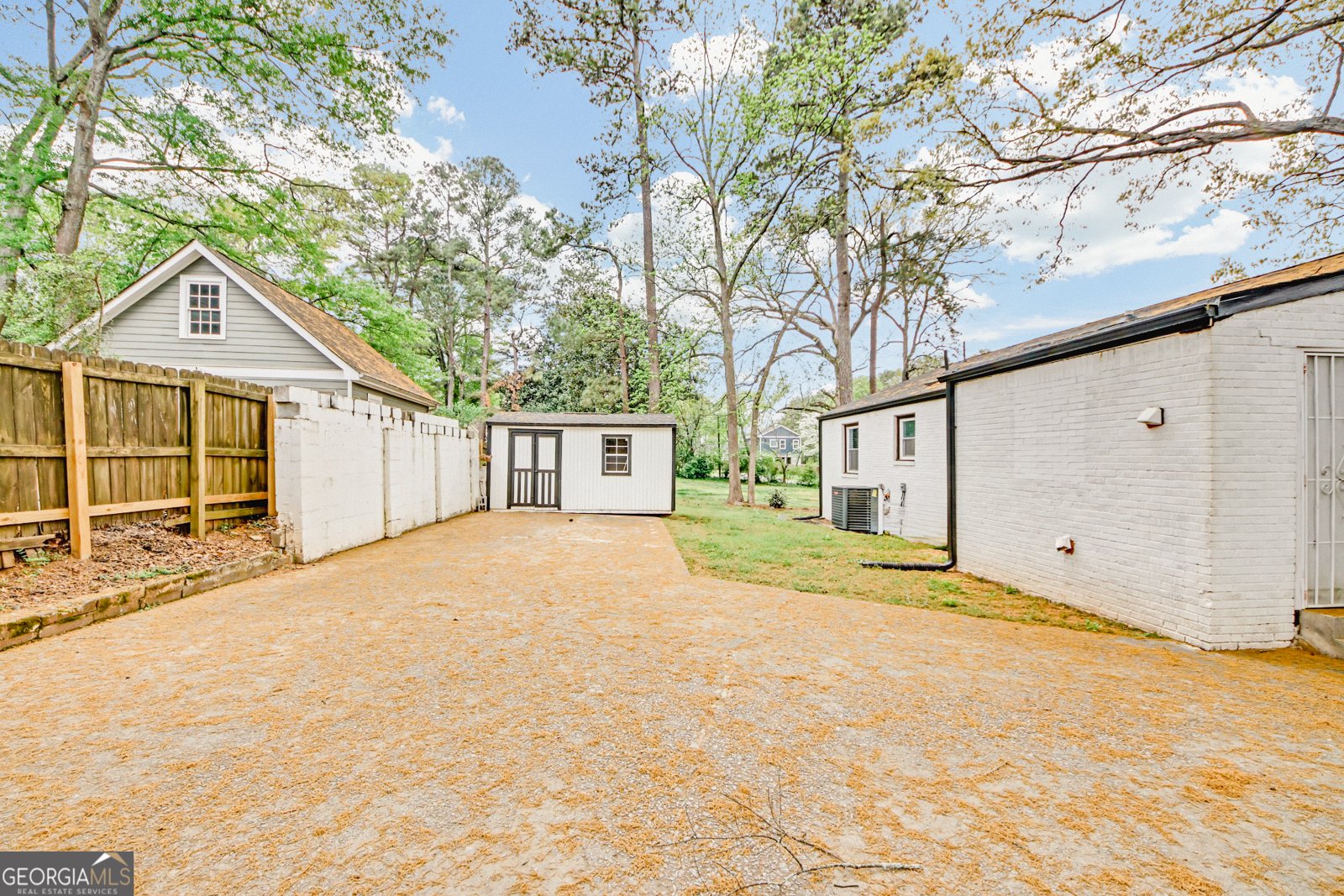 2769 Glenwood Avenue Atlanta - 27