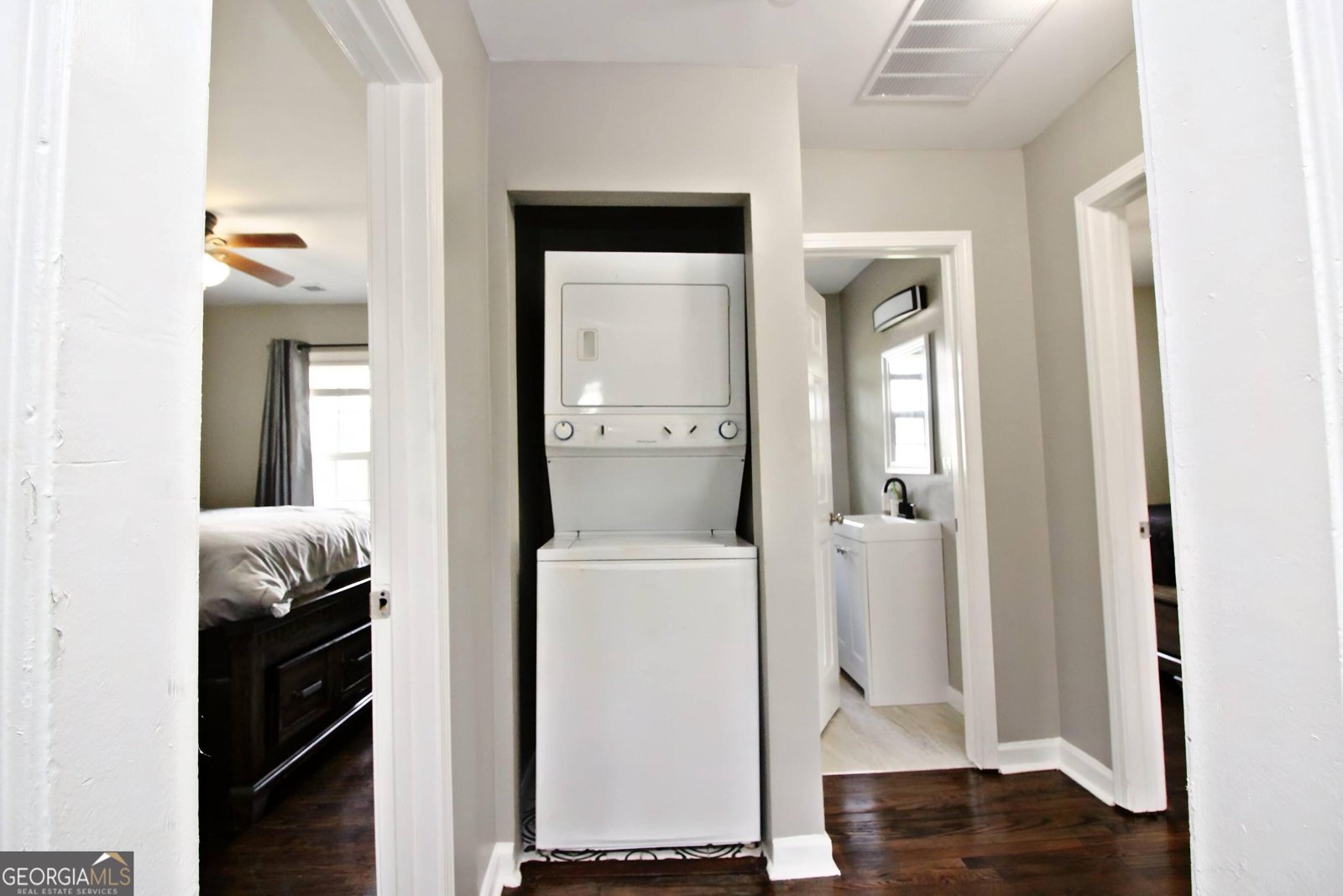 372 Second Street Forest Park - 13
