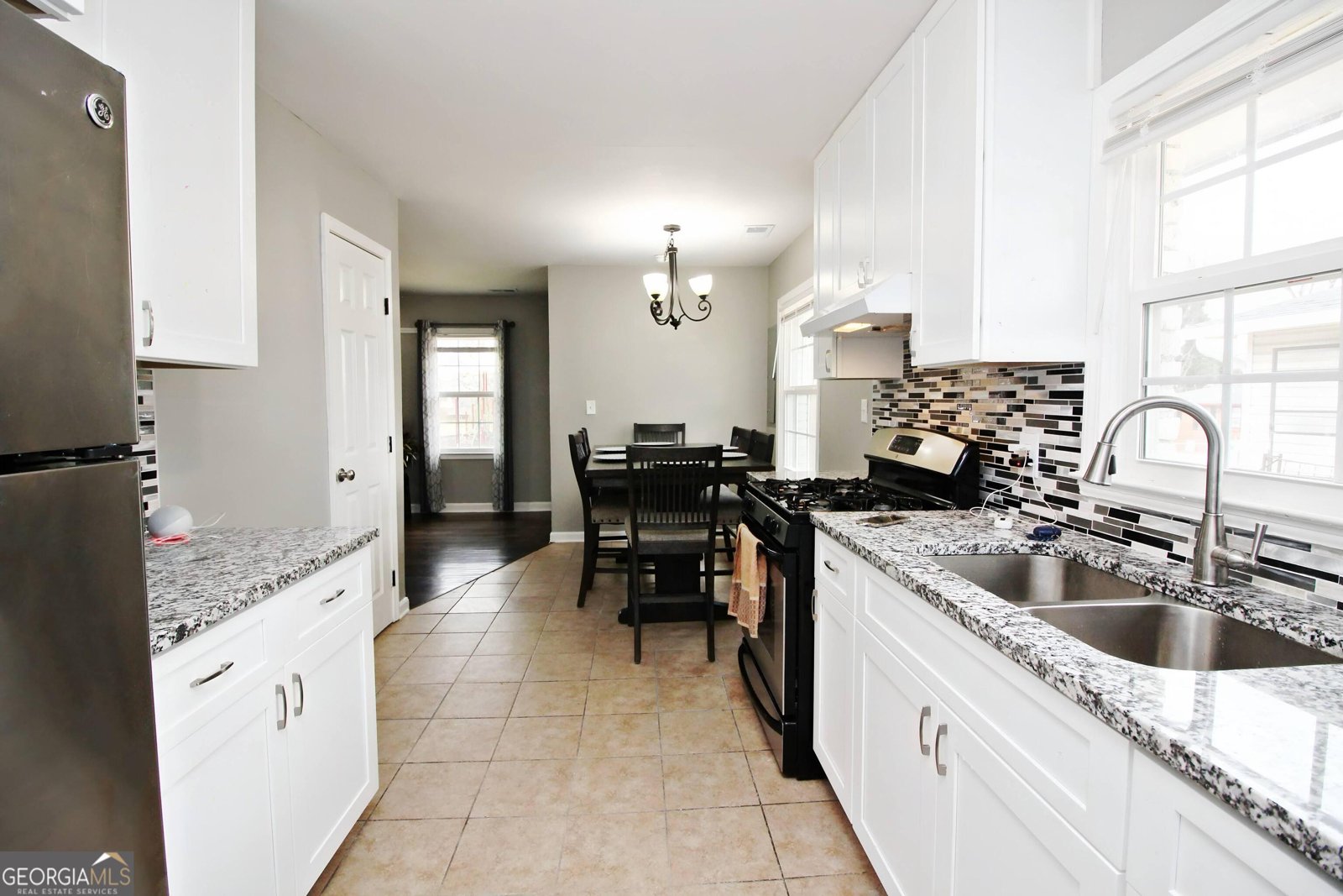 372 Second Street Forest Park - 21