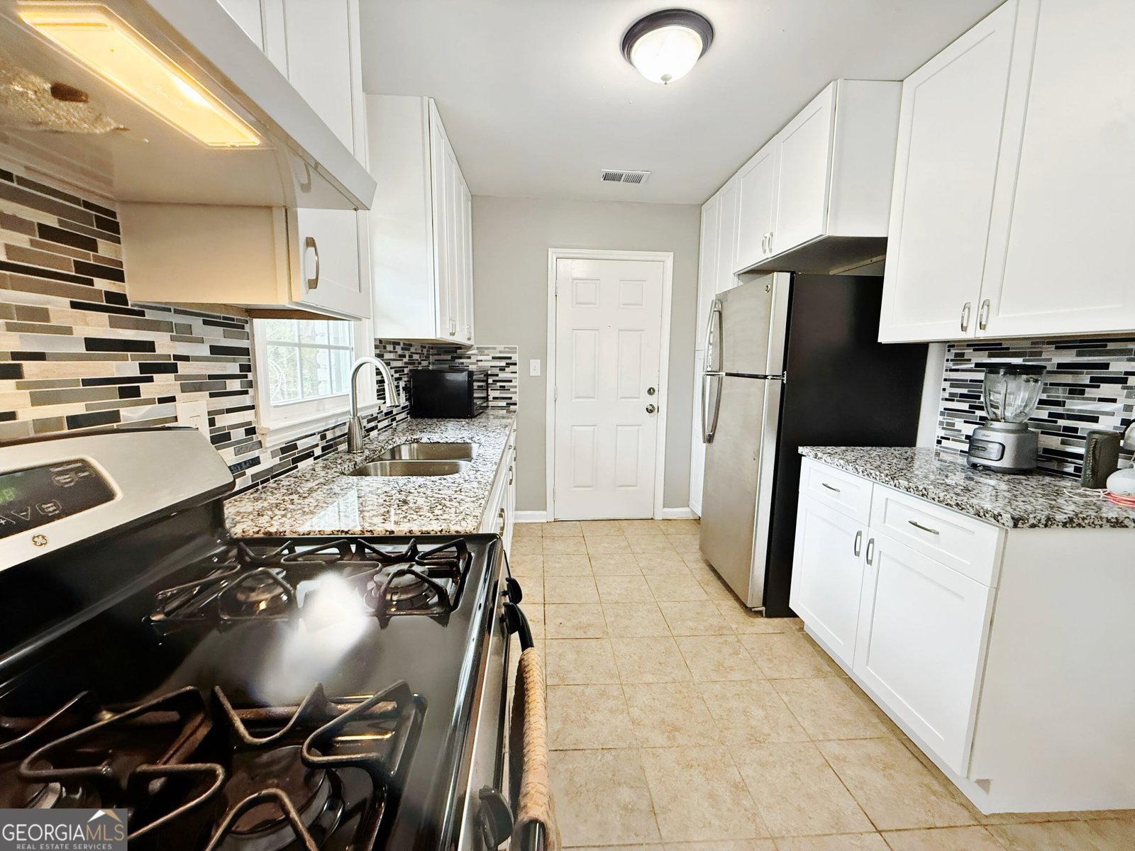 372 Second Street Forest Park - 4