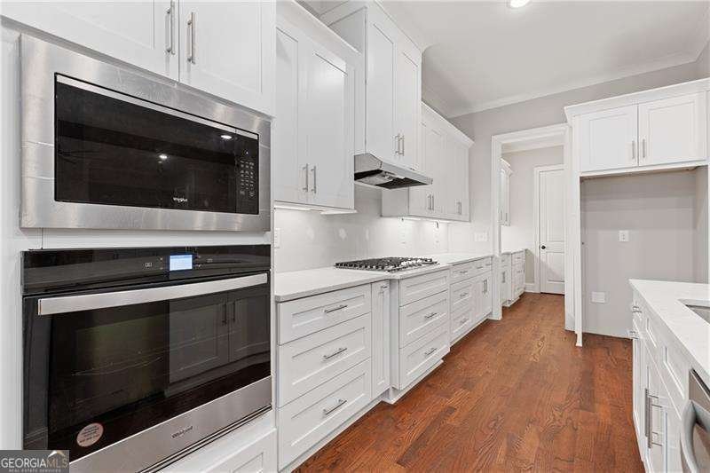 302 Trecastle Lane Canton - 2