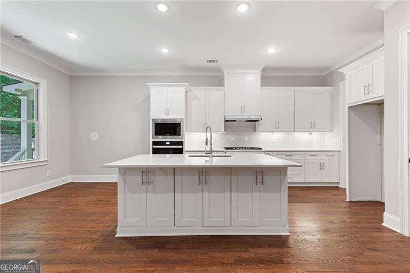 302 Trecastle Lane Canton - 24