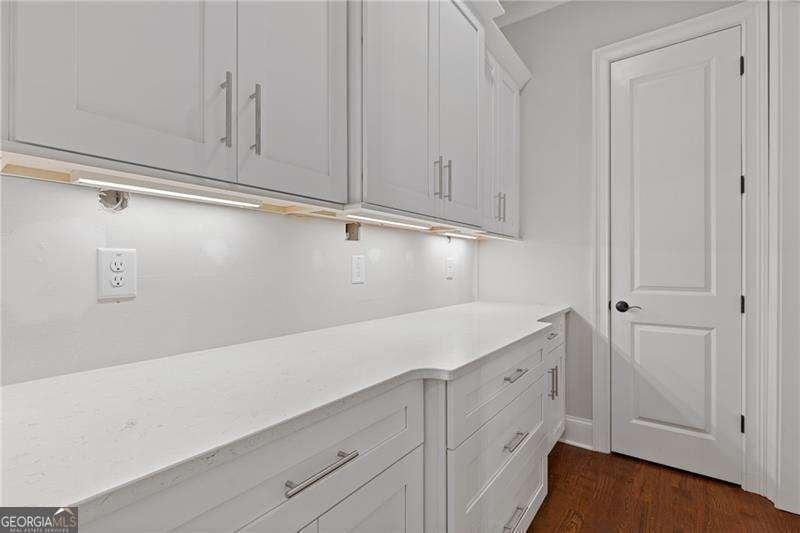 302 Trecastle Lane Canton - 30
