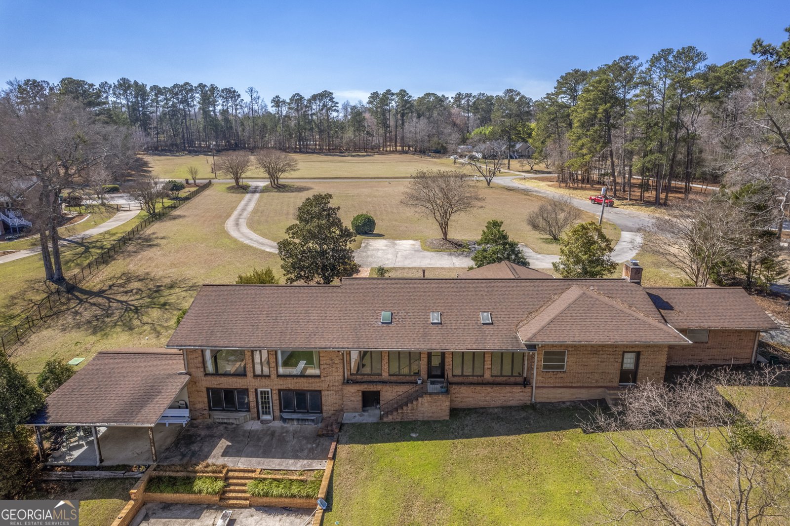 185 Lakeview Drive Milledgeville - 19