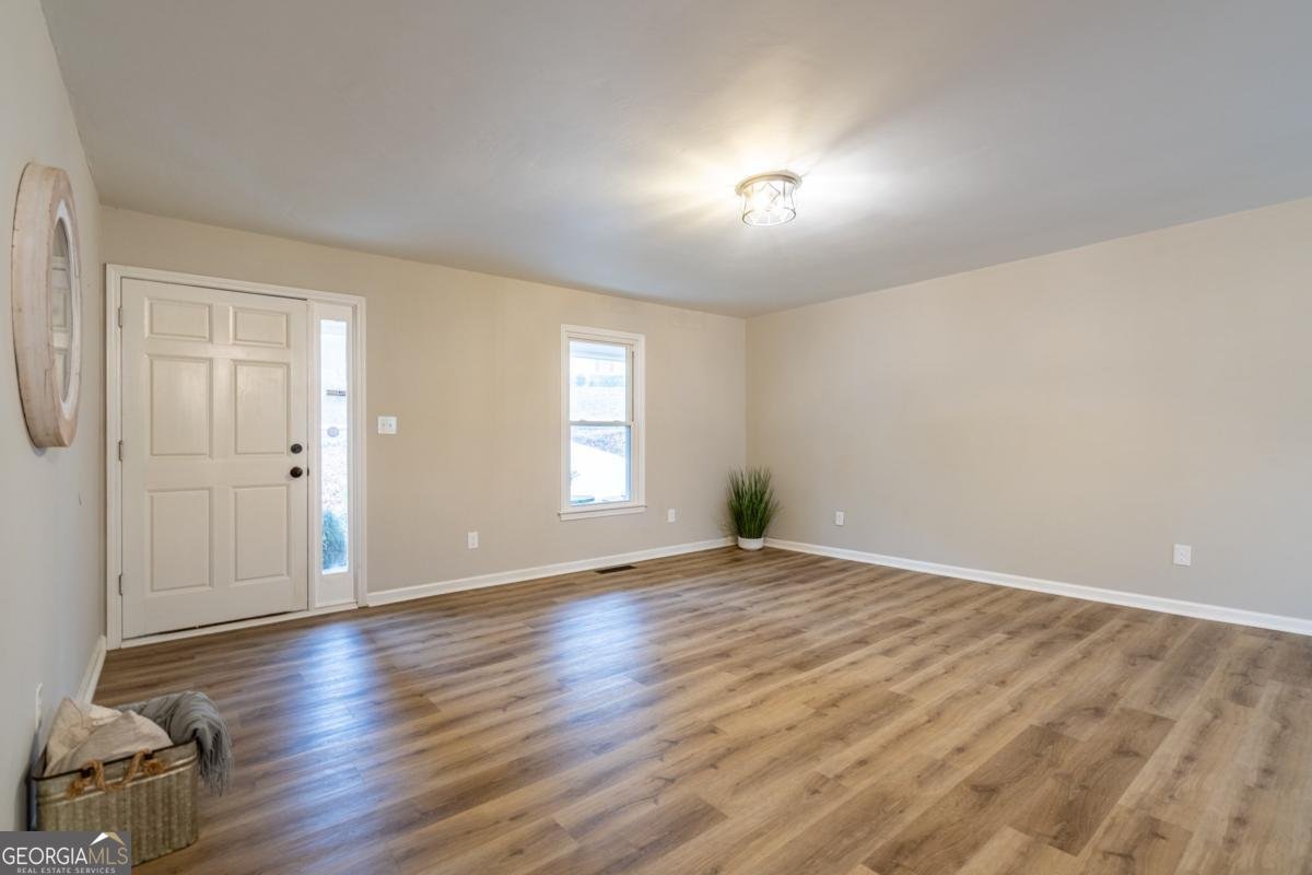 9 Woodberry Drive Silver Creek - 10