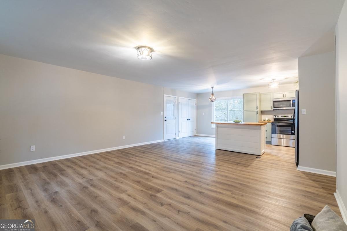 9 Woodberry Drive Silver Creek - 11