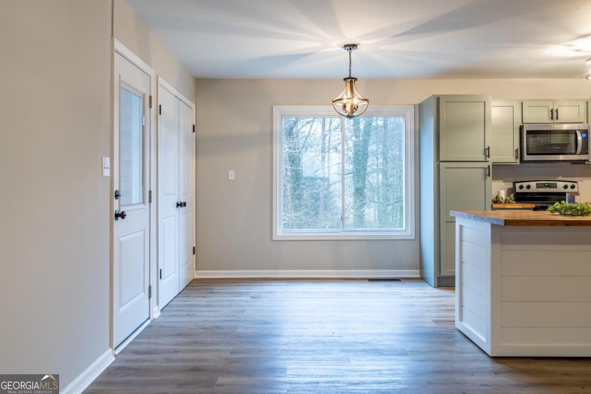 9 Woodberry Drive Silver Creek - 13