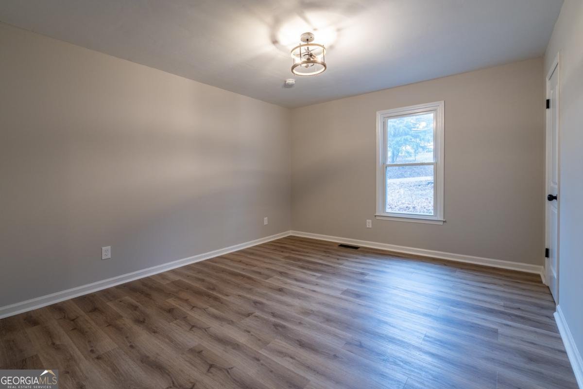 9 Woodberry Drive Silver Creek - 19
