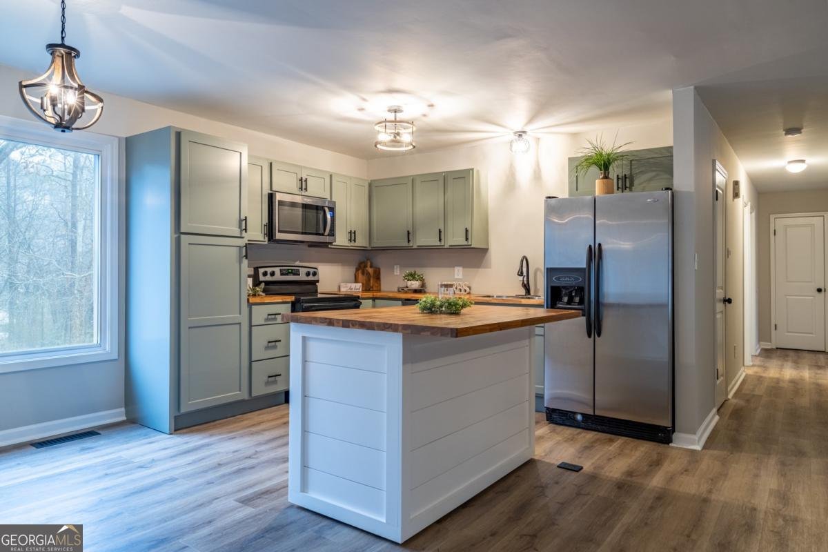 9 Woodberry Drive Silver Creek - 7
