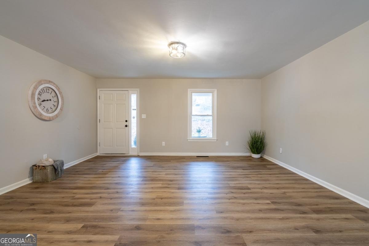9 Woodberry Drive Silver Creek - 8