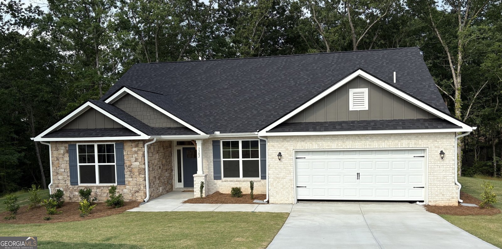 3382 Milan Court Douglasville - 1