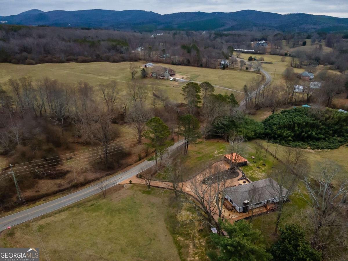 9351 Henderson Mountain Road Fairmount - 10
