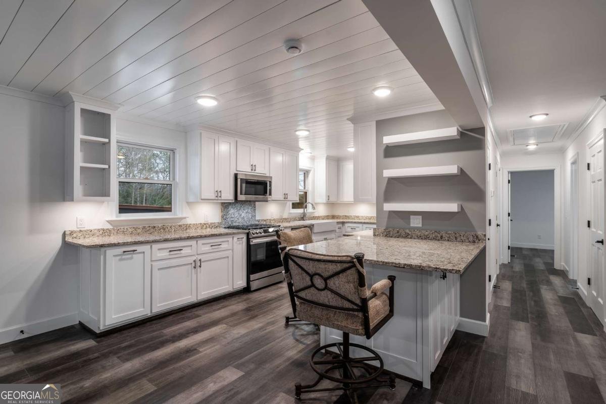9351 Henderson Mountain Road Fairmount - 22